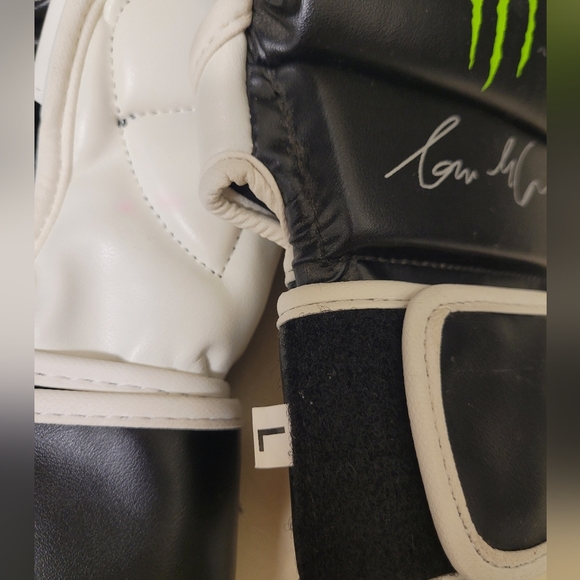 Connor Mcgregor Gloves - Picture 4 of 4